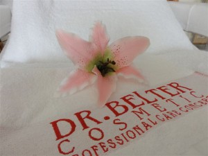 Blume auf Liege